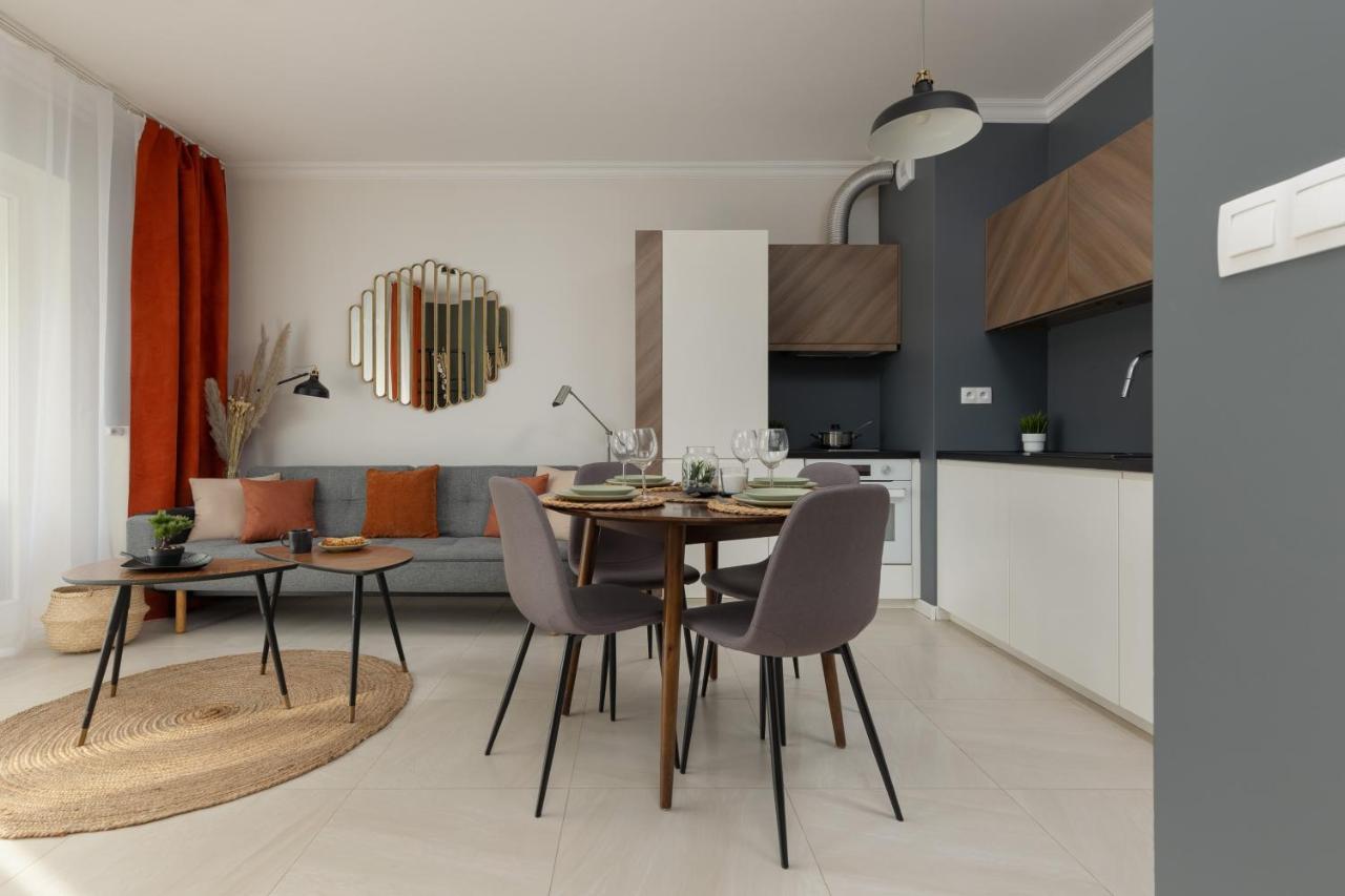 Lakeview Apartment Kapelanow Armii Krajowej By Noclegi Renters 바르샤바 외부 사진