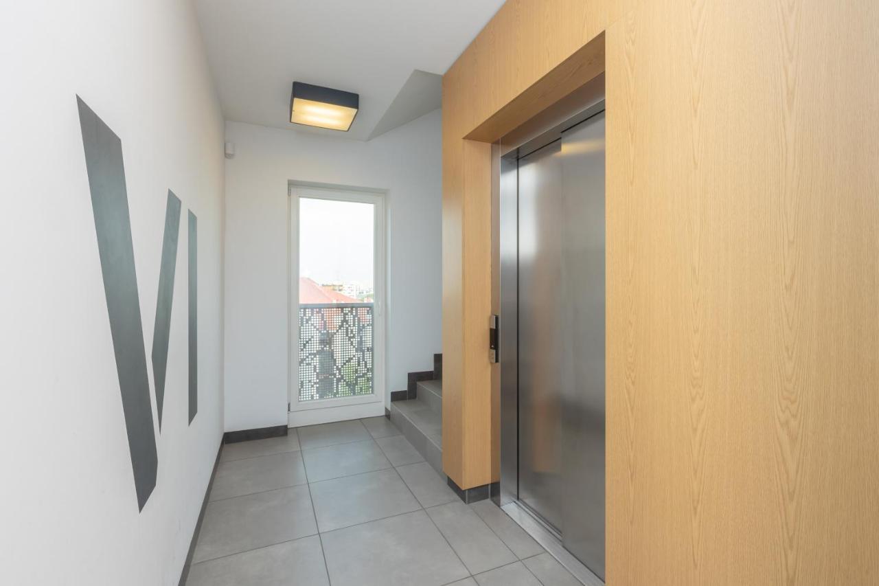 Lakeview Apartment Kapelanow Armii Krajowej By Noclegi Renters 바르샤바 외부 사진